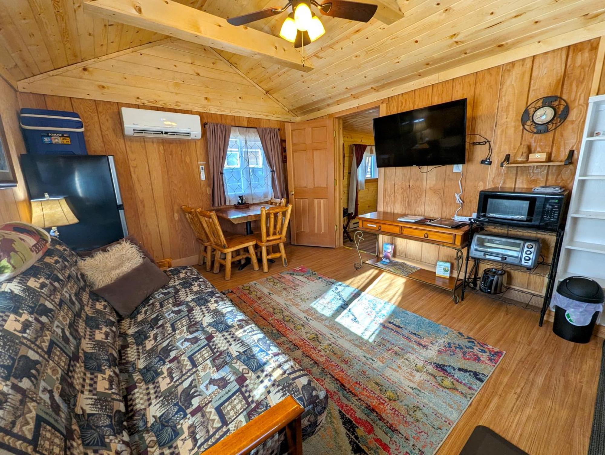 Yellowstone'S Treasure Cabins 가디너 외부 사진