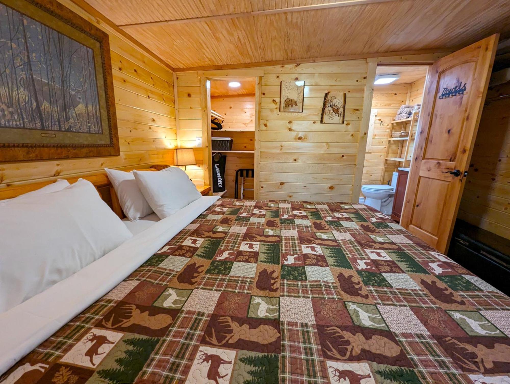 Yellowstone'S Treasure Cabins 가디너 외부 사진