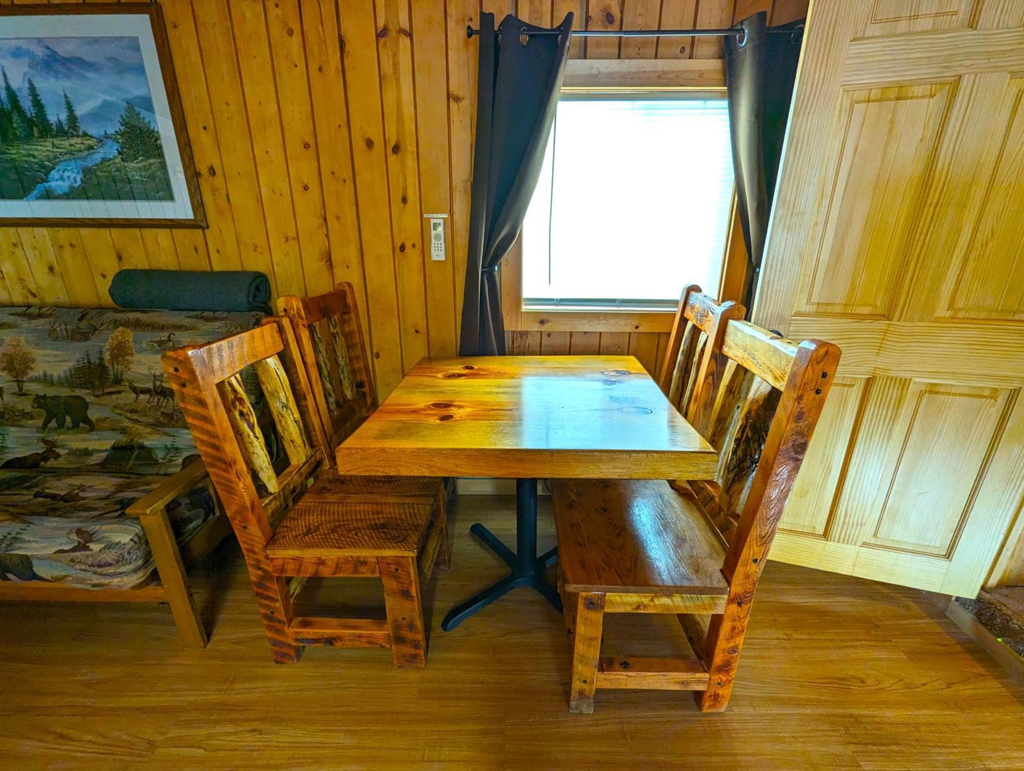 Yellowstone'S Treasure Cabins 가디너 외부 사진