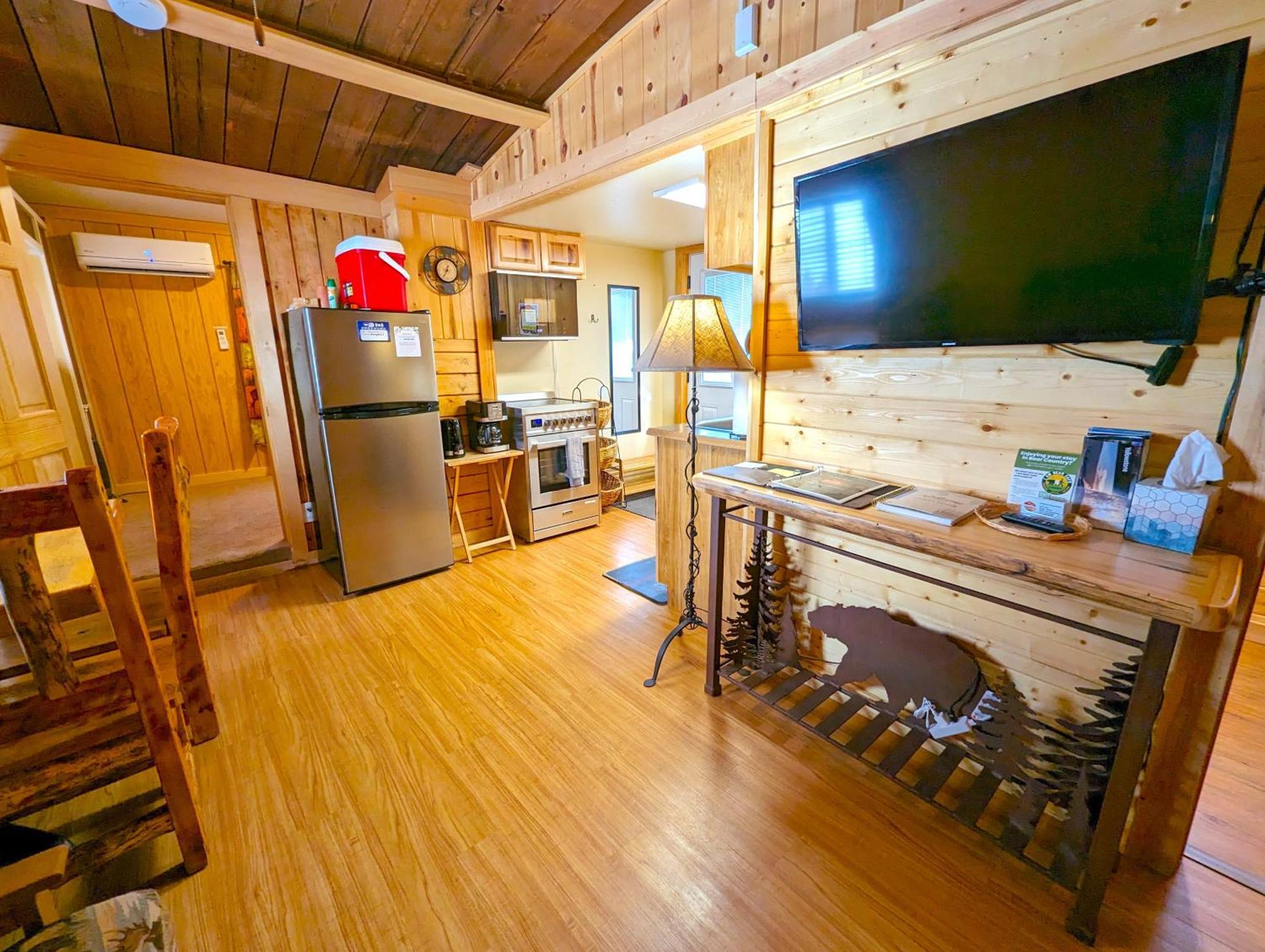 Yellowstone'S Treasure Cabins 가디너 외부 사진