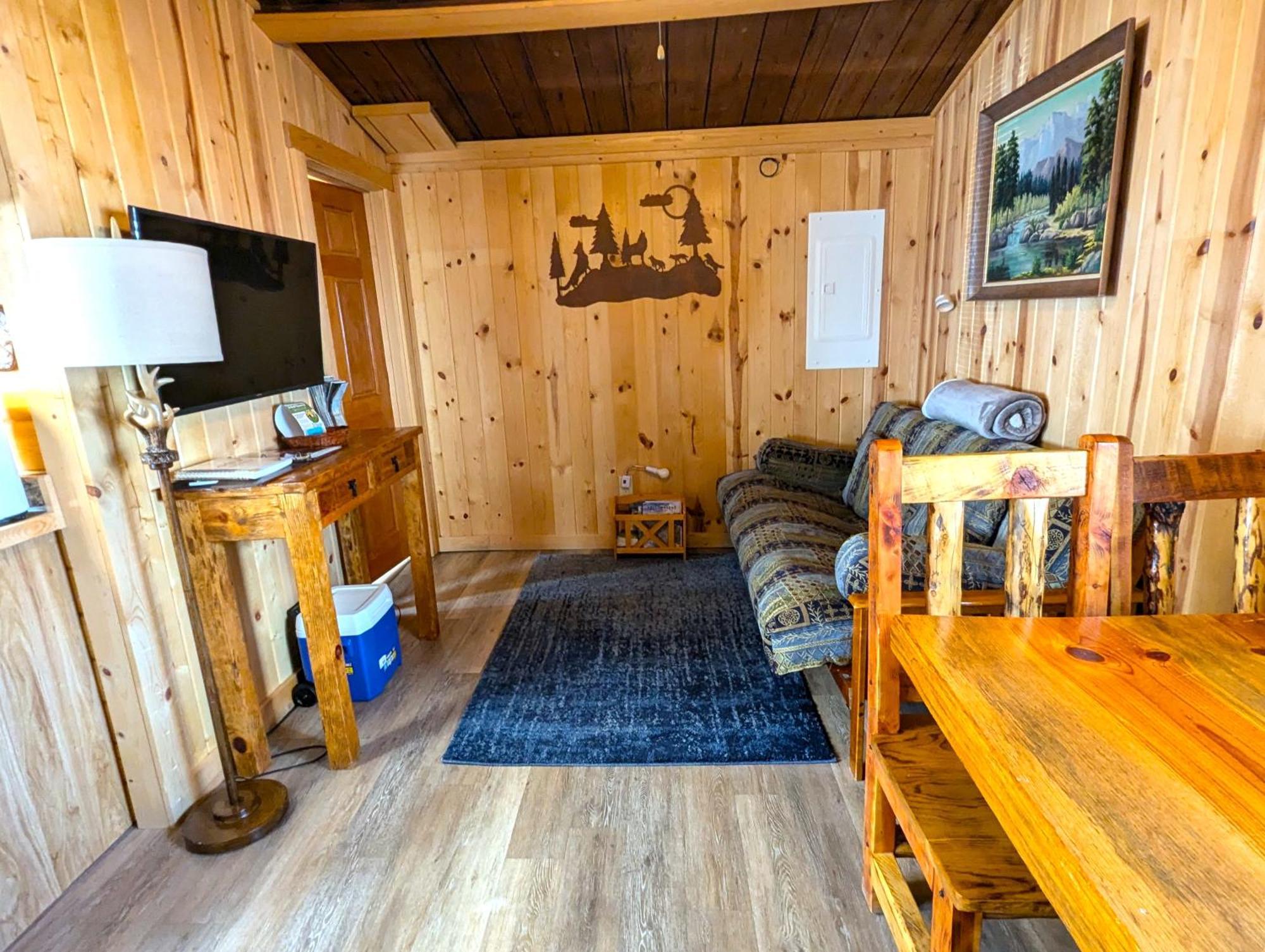 Yellowstone'S Treasure Cabins 가디너 외부 사진