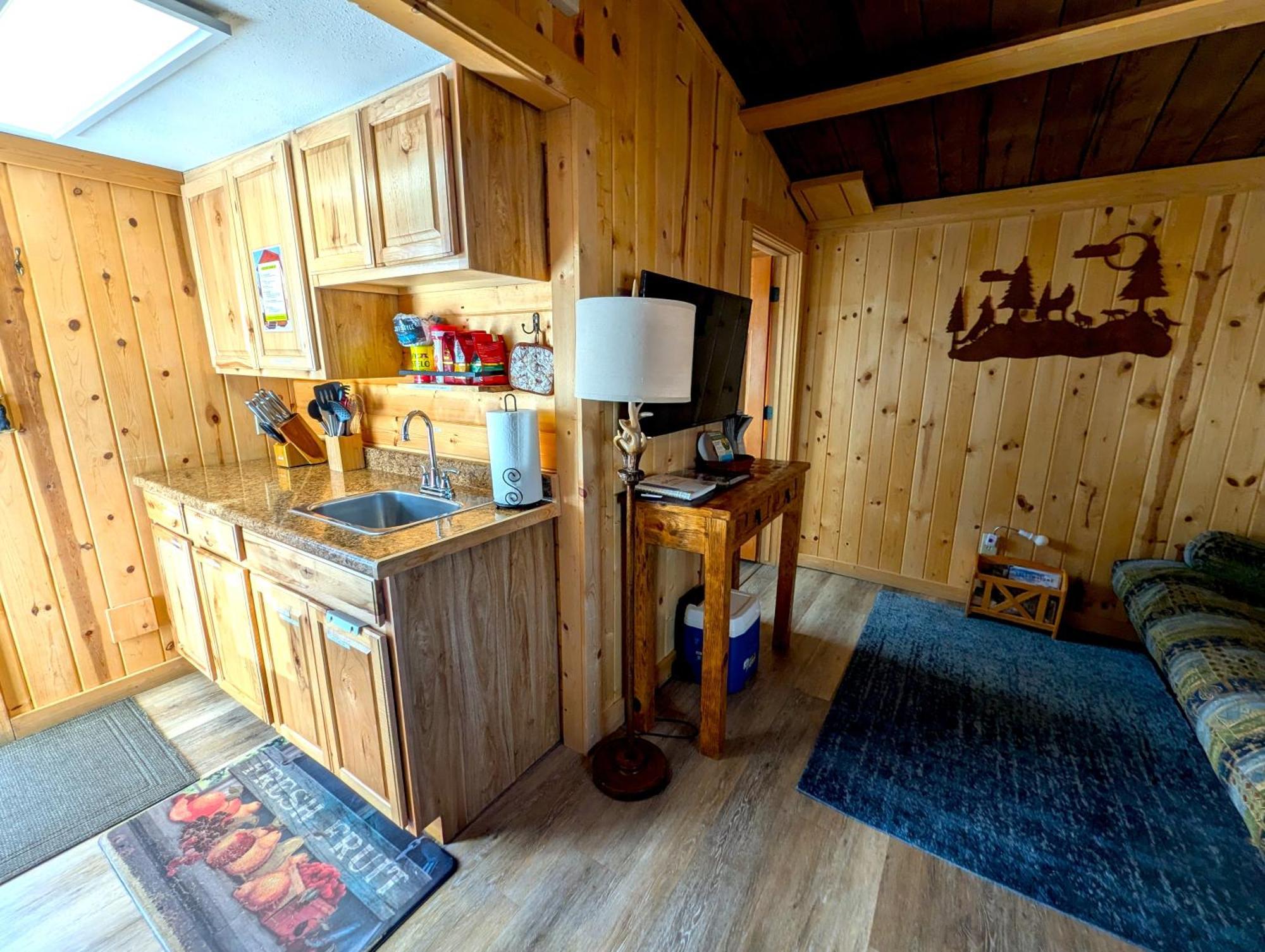 Yellowstone'S Treasure Cabins 가디너 외부 사진